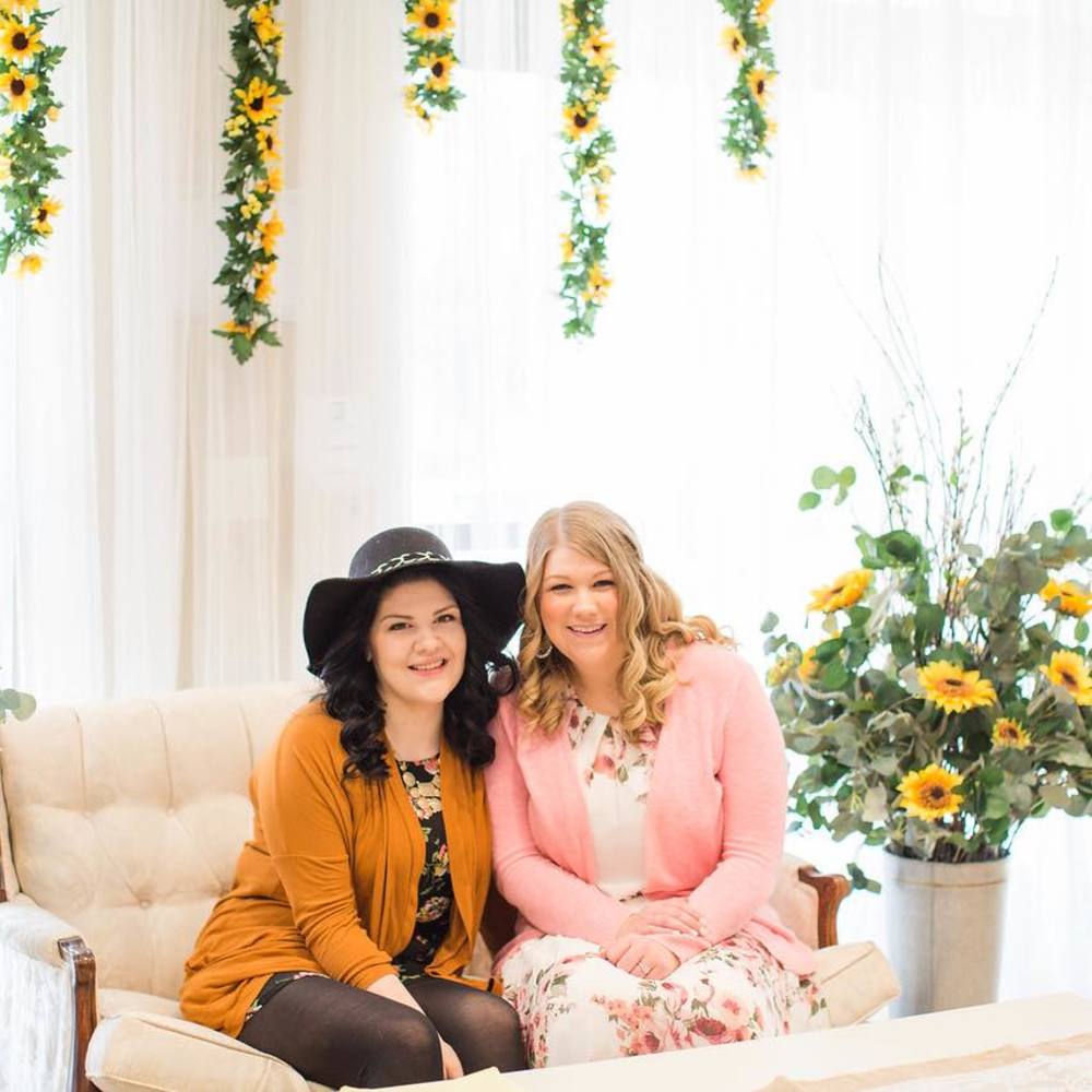 Meet your Posher, Cassandra